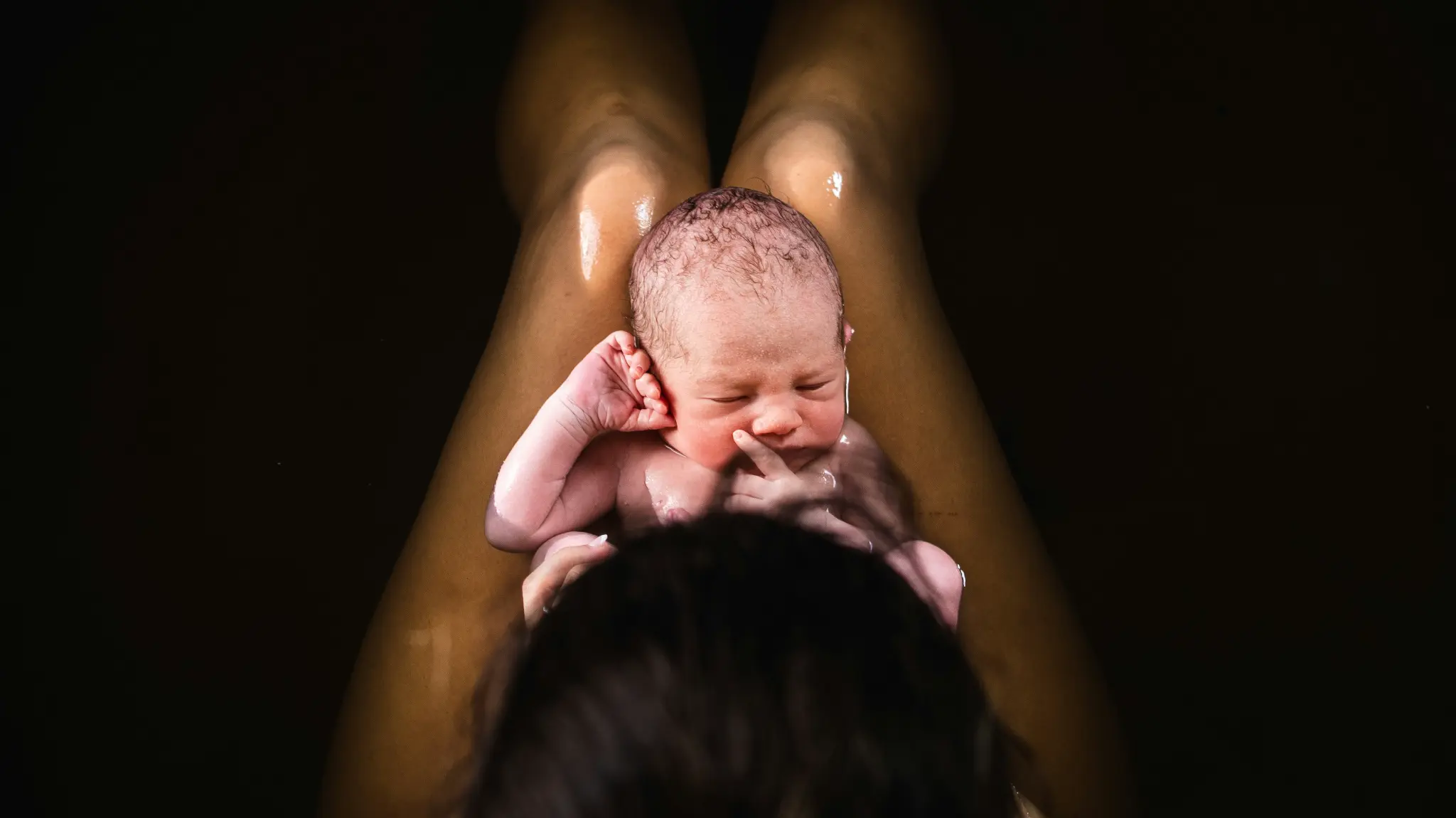 Kailee Jane supporting a water birth — Melbourne birth doula